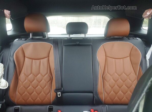 3VVUW7RM5TM033786 2026 VOLKSWAGEN TIGUAN Cream Widok tylnych siedzeń