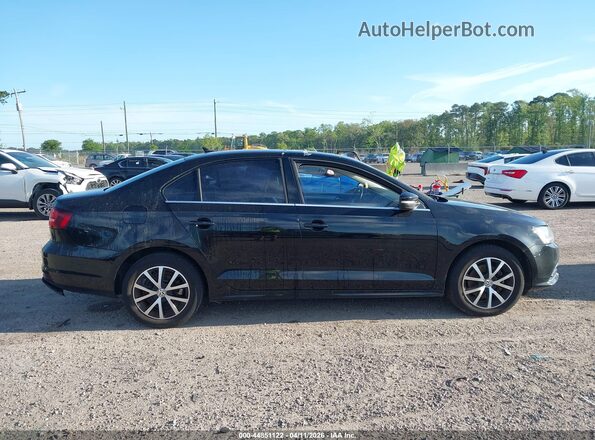 3VWDB7AJ0HM204721 2017 VOLKSWAGEN JETTA Черный Вид задней части салона