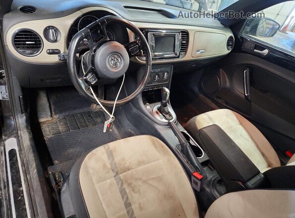 3VWFD7ATXJM706002 2018 VOLKSWAGEN BEETLE Черный Вид панели приборов
