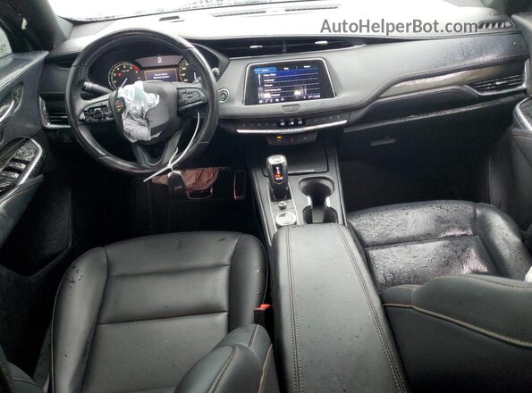 1GYFZER40KF199063 2019 CADILLAC XT4 Red Widok zestawu wskaźników