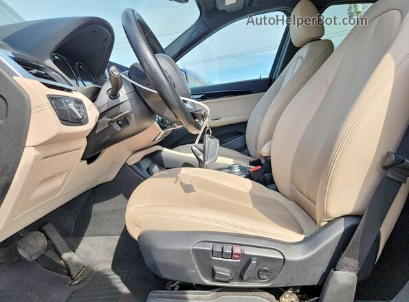 WBXJG9C02M5T03406 2021 BMW X1 Серый Вид панели приборов