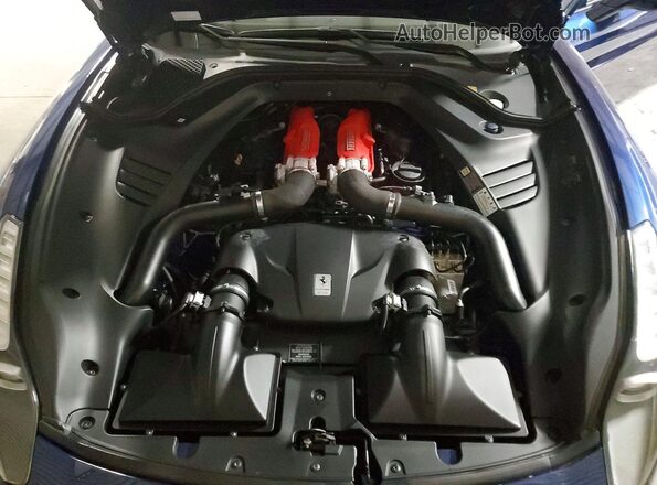 ZFF77XJA4H0226114 2017 FERRARI CALIFORNIA Blue Vista interior trasera
