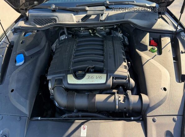WP1AA2A21HKA86947 2017 PORSCHE CAYENNE Черный Вид панели приборов