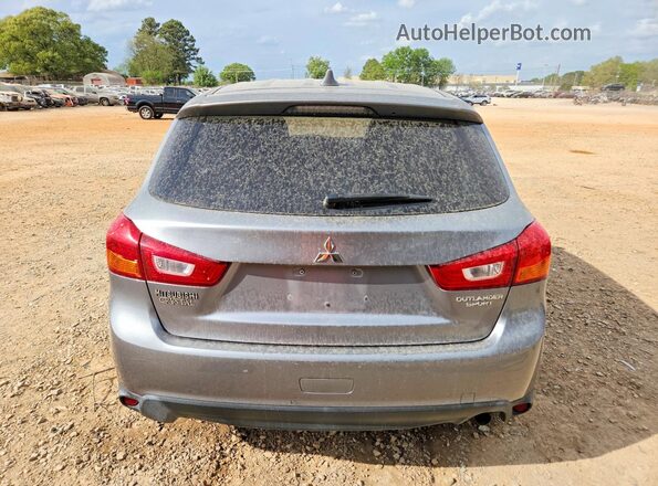 JA4AP3AUXHZ064938 2017 MITSUBISHI OUTLANDER Серебряный Вид салона спереди