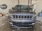 2025 Jeep Wagoneer Series Ii Серый vin: 1C4SJVBP9SS512022 Damage: Grille, Broken, Replacement Required