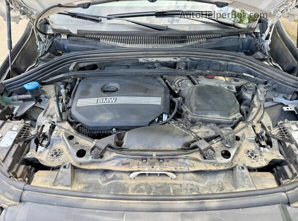 WBX73EF07P5W12917 2023 BMW X1 Белый Вид салона спереди
