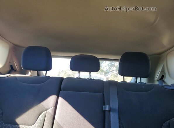 3C4NJDAB1MT554358 2021 JEEP COMPASS Серебряный Вид задней части салона