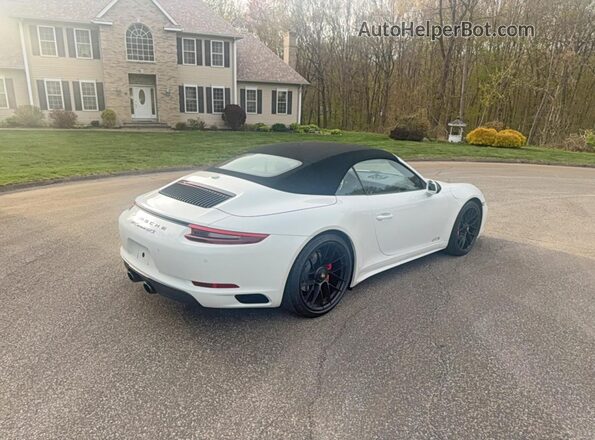 WP0CB2A91HS156001 2017 PORSCHE 911 Белый Вид спереди