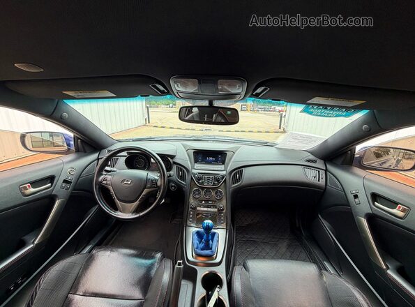 KMHHU6KJ0GU136658 2016 HYUNDAI GENESIS Blue Widok tylnych siedzeń