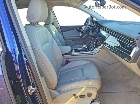 WA1LXBF79ND006740 2022 AUDI Q7 Blue Widok z przodu