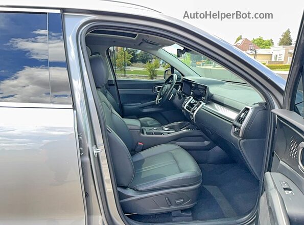KNDRHDLGXR5258767 2024 KIA SORENTO Gray Widok z tyłu