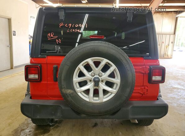 1C4GJXAN9PW636373 2023 JEEP WRANGLER Красный Вид салона спереди