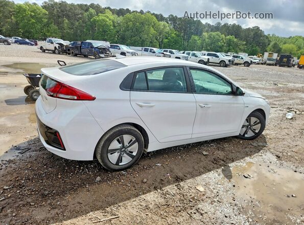 KMHC65LC8JU075792 2018 HYUNDAI IONIQ White Առջևի աջ