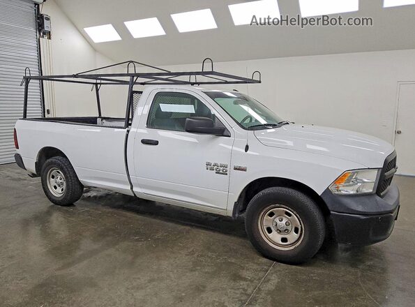 3C6JR6DT7LG232040 2020 RAM 1500 Белый Вид спереди