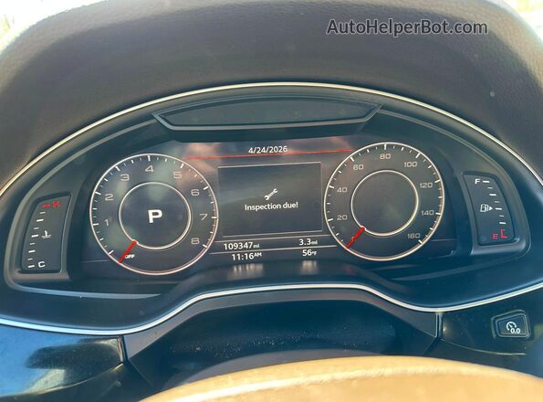 WA1VAAF78HD035509 2017 AUDI Q7 Белый Вид панели приборов
