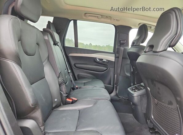YV4M12PJ2S1335599 2025 VOLVO XC90 Silver Widok komory silnika