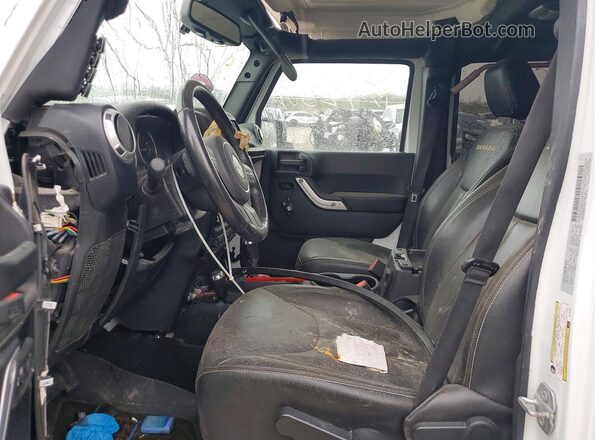 1C4BJWEGXGL107869 2016 JEEP WRANGLER Белый Вид панели приборов