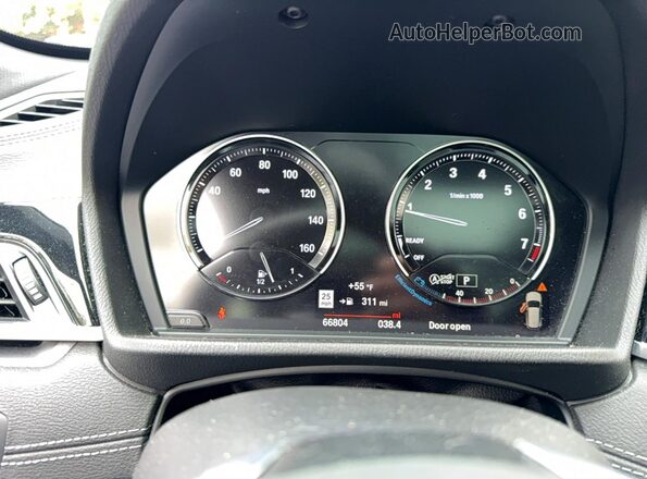 WBXJG9C08L5R31713 2020 BMW X1 Черный Вид щитка приборов