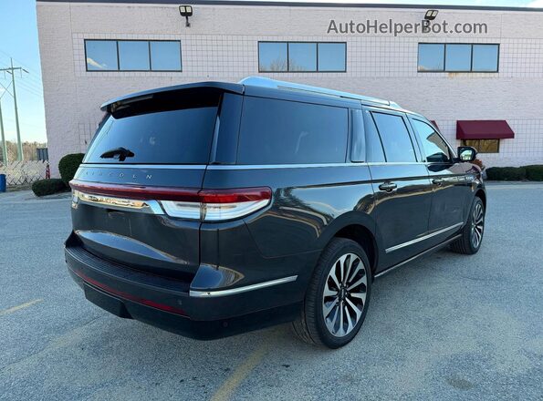 5LMJJ3LG6PEL01955 2023 LINCOLN NAVIGATOR Gray Widok z przodu