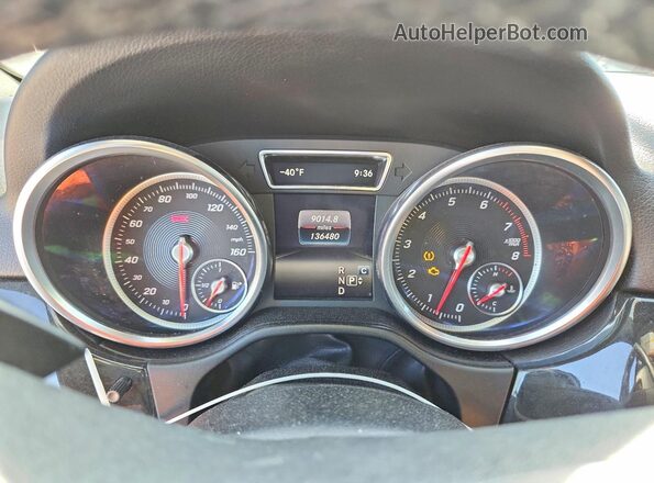 4JGDA5JB0JB091154 2018 MERCEDES-BENZ GLE Серебряный Вид щитка приборов