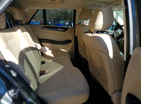 4JGDA5JB1JB126218 2018 MERCEDES-BENZ GLE Серый Вид задней части салона