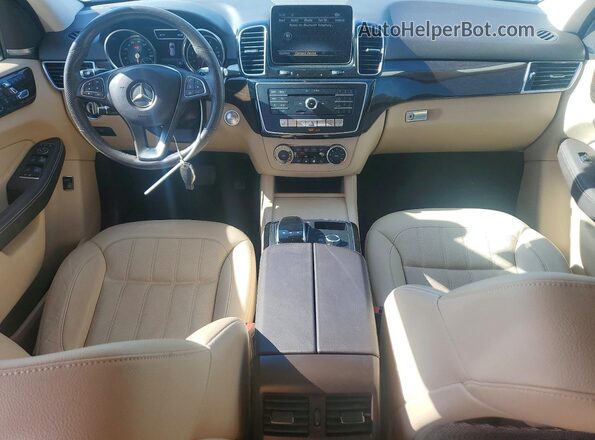 4JGDA5JB3JB061386 2018 MERCEDES-BENZ GLE Черный Вид панели приборов