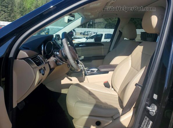 4JGDA5JB3JB061386 2018 MERCEDES-BENZ GLE Черный Вид салона спереди