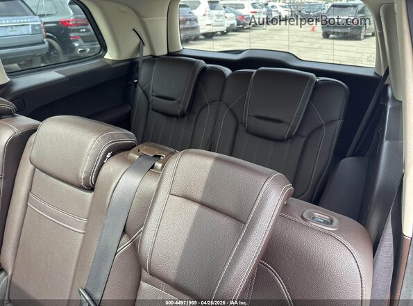 4JGDF6EE0HA758073 2017 MERCEDES-BENZ GLS 450 White Widok naklejki z numerem VIN