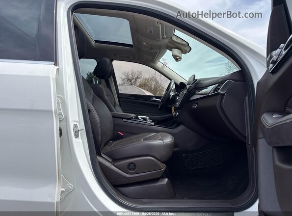 4JGDF6EE0HA758073 2017 MERCEDES-BENZ GLS 450 White Widok wnętrza z przodu