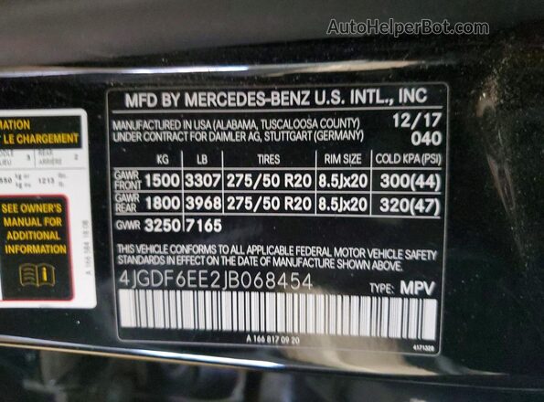 4JGDF6EE2JB068454 2018 MERCEDES-BENZ GLS Black Widok komory silnika