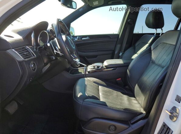 4JGDF6EE6JB070692 2018 MERCEDES-BENZ GLS White Вид салону спереду