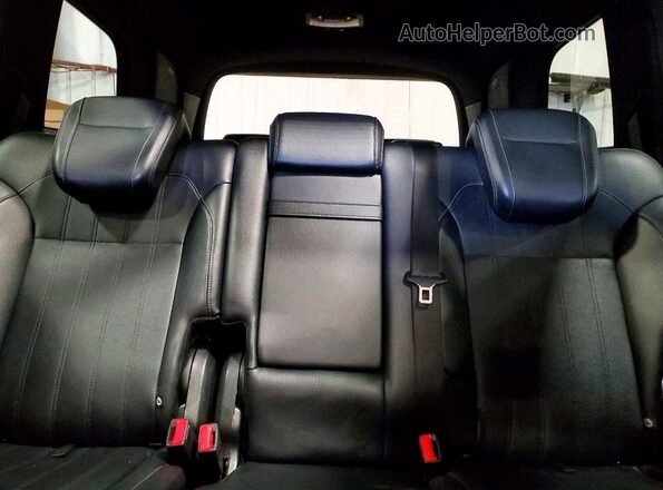 4JGDF6EE9JB109372 2018 MERCEDES-BENZ GLS White Widok tylnych siedzeń