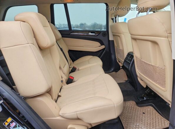 4JGDF6EE9KB226807 2019 MERCEDES-BENZ GLS Black Widok wnętrza z tyłu