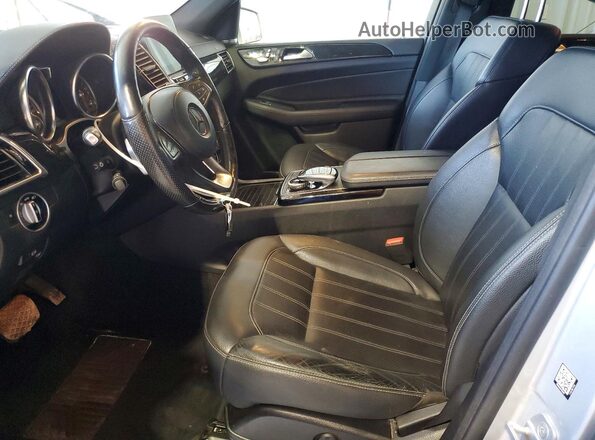 4JGDF6EEXHA900574 2017 MERCEDES-BENZ GLS Silver Вид салону спереду