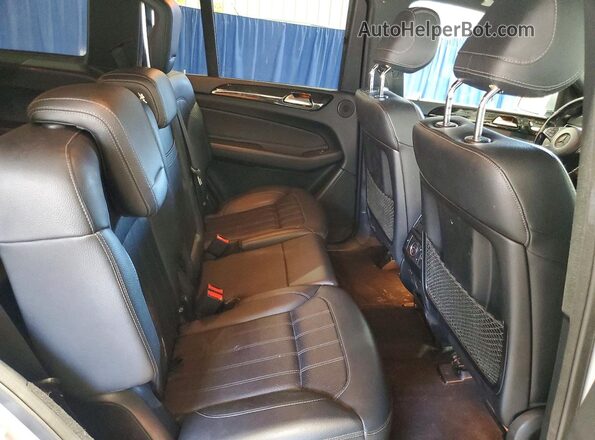4JGDF6EEXHA900574 2017 MERCEDES-BENZ GLS Silver Вид задньої частини салону