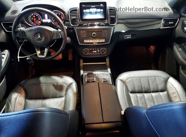 4JGDF6EEXHA900574 2017 MERCEDES-BENZ GLS Silver Вид панелі приладів