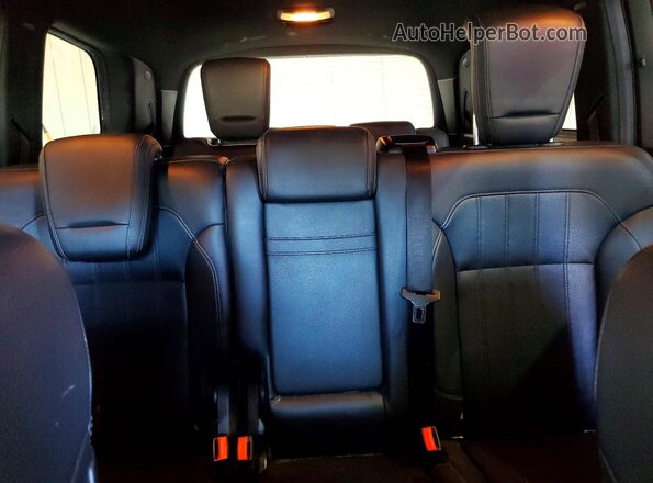 4JGDF6EEXHA900574 2017 MERCEDES-BENZ GLS Silver Вид задніх сидінь
