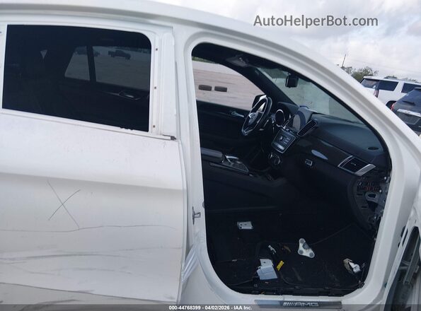 4JGED6EB4KA135532 2019 MERCEDES-BENZ AMG GLE 43 COUPE White Front interior view