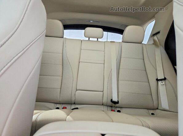 4JGFB4KB9MA516654 2021 MERCEDES-BENZ GLE White Rear seats view