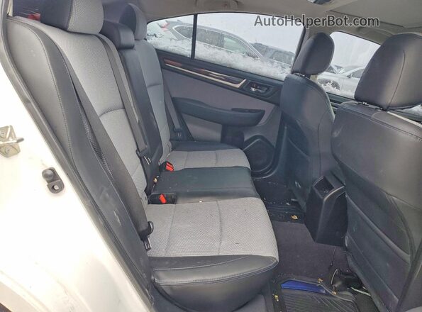 4S3BNAS69H3045594 2017 SUBARU LEGACY White Widok tylnych siedzeń