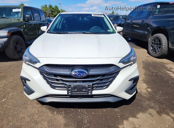 4S3BWAF63P3006974 2023 SUBARU LEGACY Белый Вид спереди