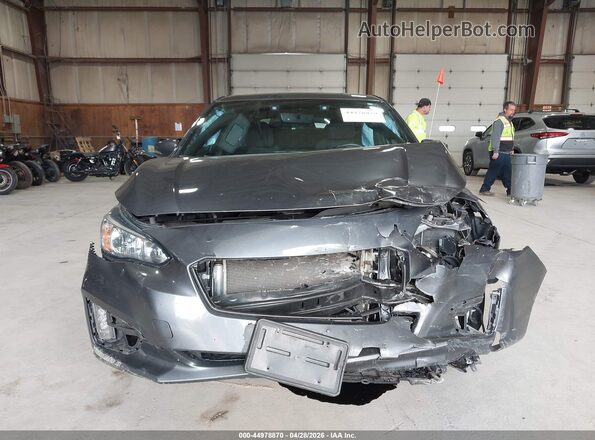 4S3GTAM67K3733013 2019 SUBARU IMPREZA Gray Вид задньої частини салону
