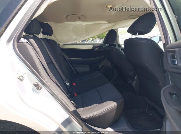 4S4BSAHC2K3331618 2019 SUBARU OUTBACK Серебряный Вид наклейки с VIN-кодом