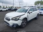 2018 Subaru Outback 2.5i Limited Белый vin: 4S4BSAKC3J3370161
