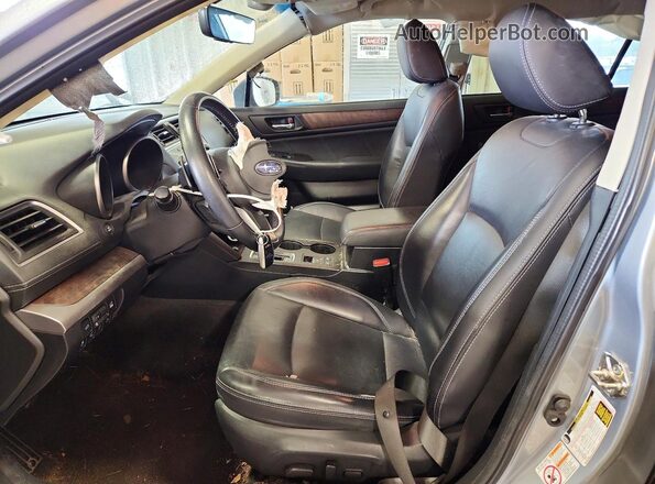 4S4BSANC3J3313809 2018 SUBARU OUTBACK Серебряный Вид салона спереди