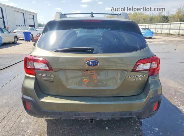 4S4BSENC1J3320846 2018 SUBARU OUTBACK Green Widok z tyłu