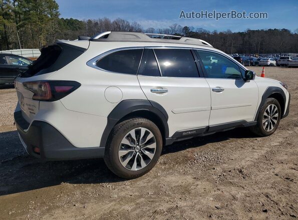 4S4BTAPC7R3145159 2024 SUBARU OUTBACK Белый Задняя правая четверть