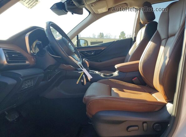 4S4BTAPC7R3145159 2024 SUBARU OUTBACK Белый Вид салона спереди
