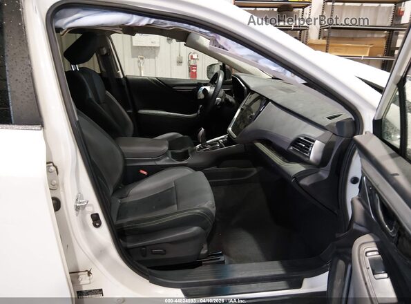 4S4BTGLD9M3149353 2021 SUBARU OUTBACK Белый Вид салона спереди