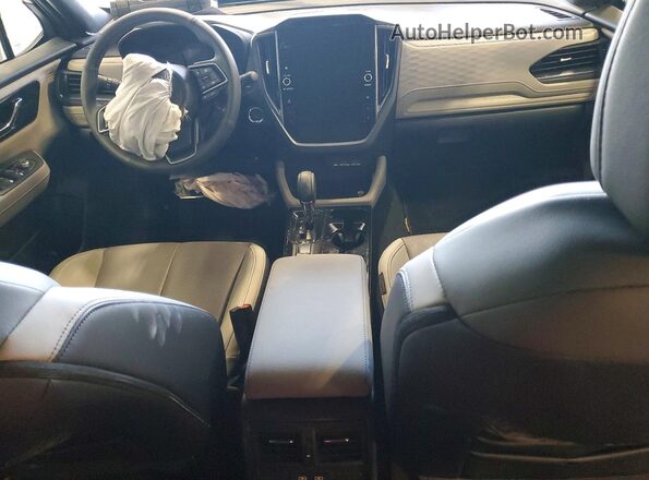 4S4SLDR60T3015501 2026 SUBARU FORESTER Белый Вид панели приборов